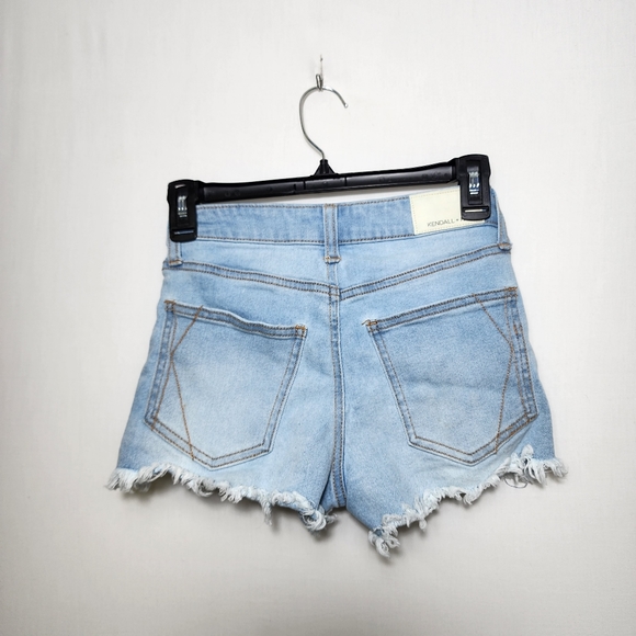 Kendall and Kylie Light Wash Jean Shorts Size 1 - Picture 4 of 8